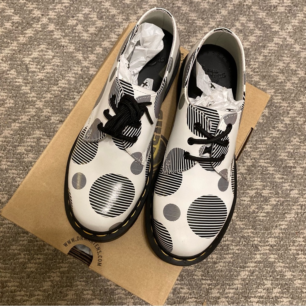 NEW Dr. Martens PolkaDot Oxford Flats